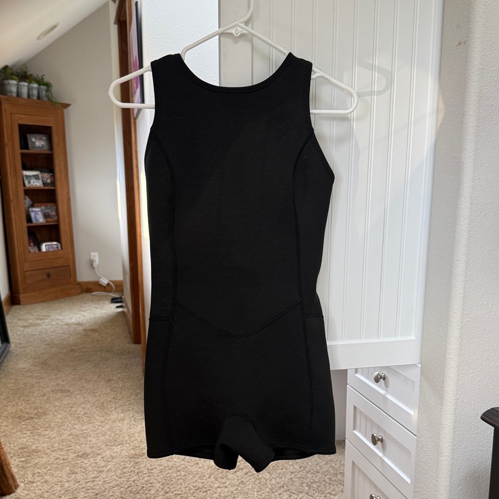 Patagonia BRAND NEW Spring Jane wetsuit